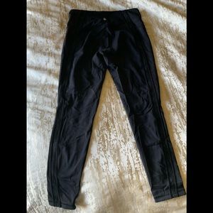 EUC LULULEMON Luxe  size 10 legging mesh sides